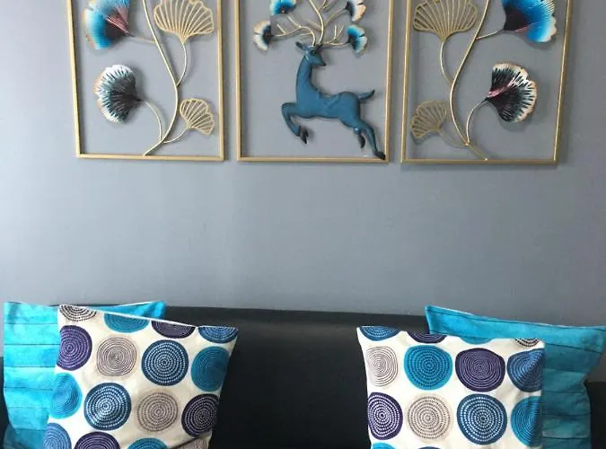 Simple & Cozy 1 Bedroom Us Embassy, Roxas Blvd, Ermita, Manila
